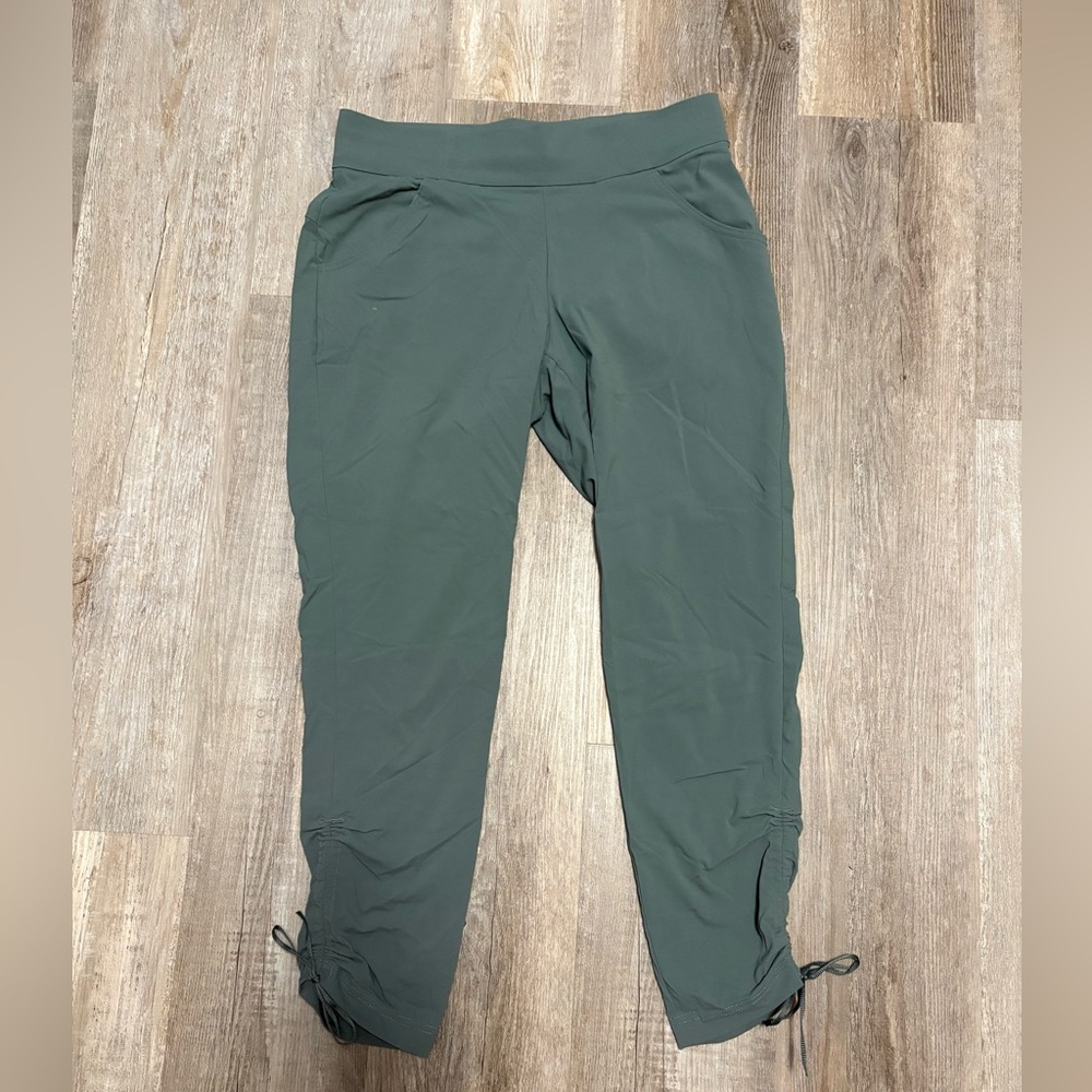 Columbia Women’s Olive Joggers